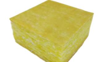Glass fiber resilient blanket